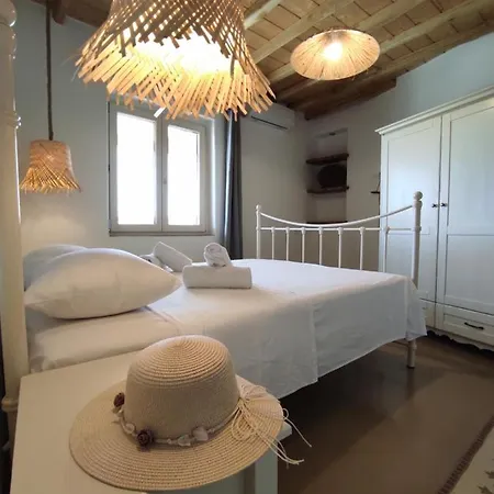 Traditional Suites In Chora Kythnos #6 Exterior photo